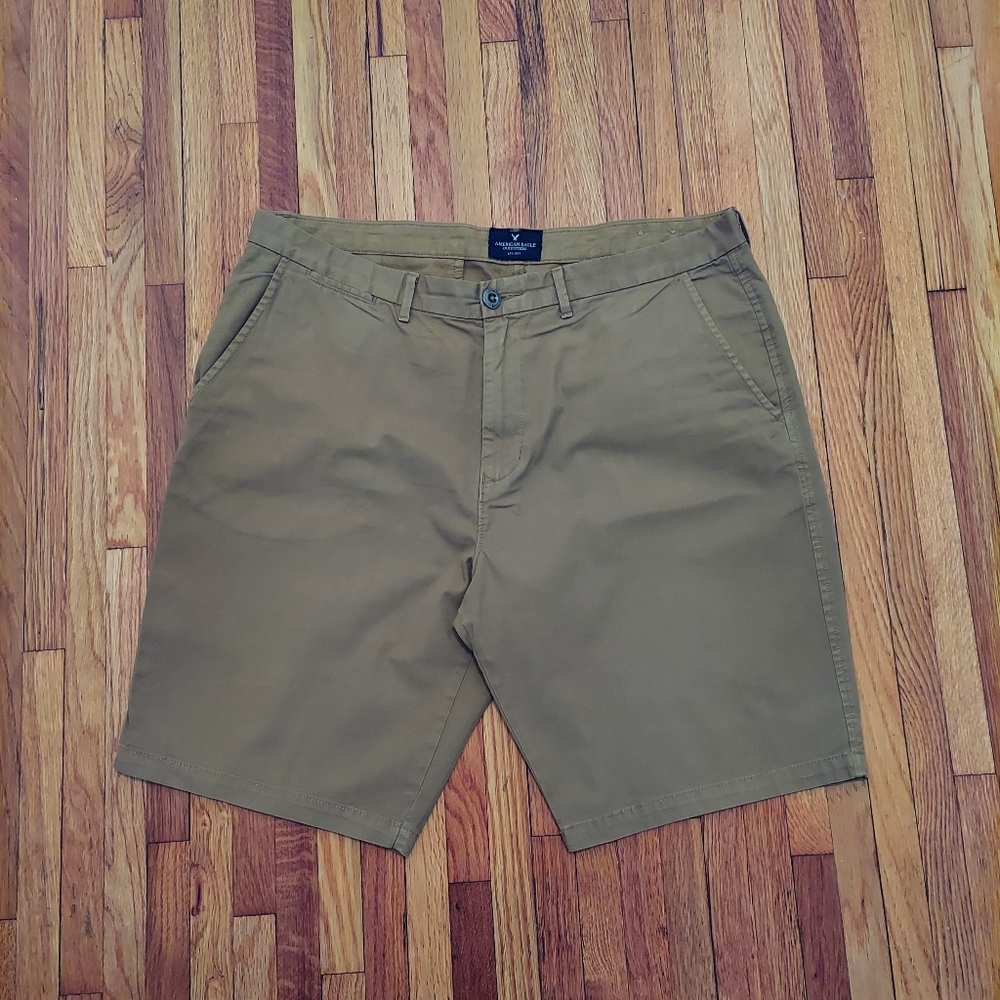 NEW! AMERICAN EAGLE PREPPY SHORTS, MEN'S SIZE 36